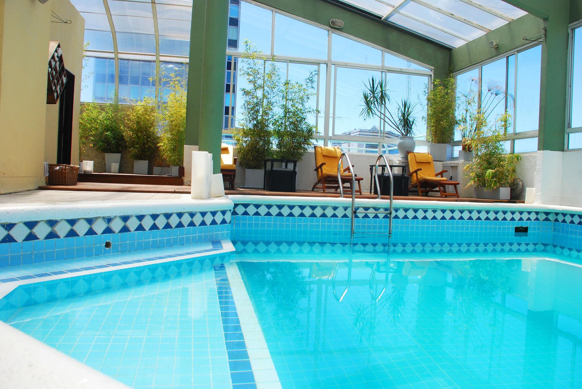 Dolmen Hotel 4*