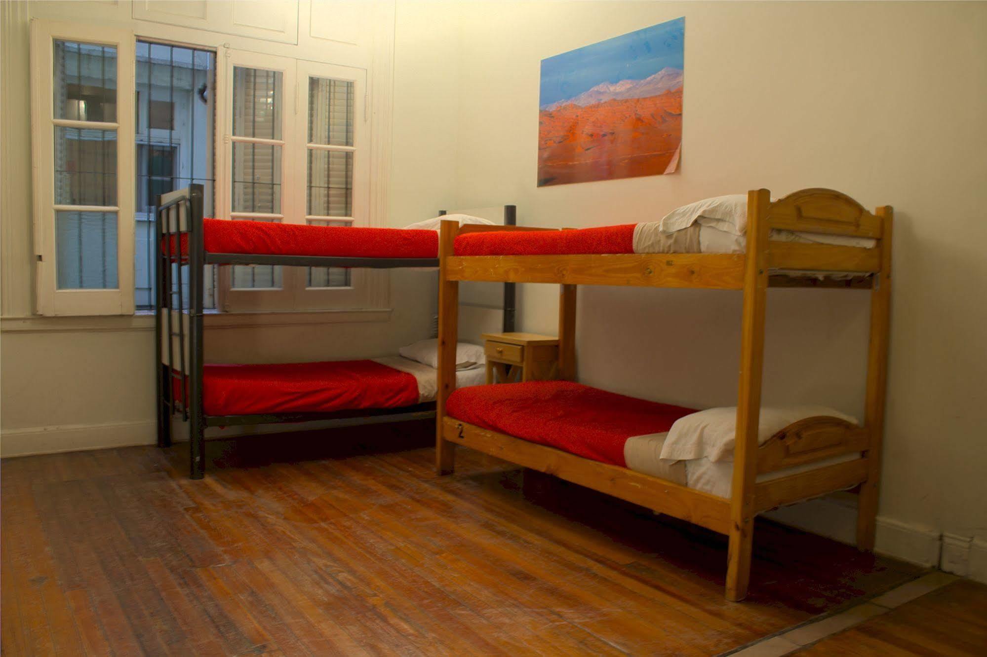 Obelisco Hostal