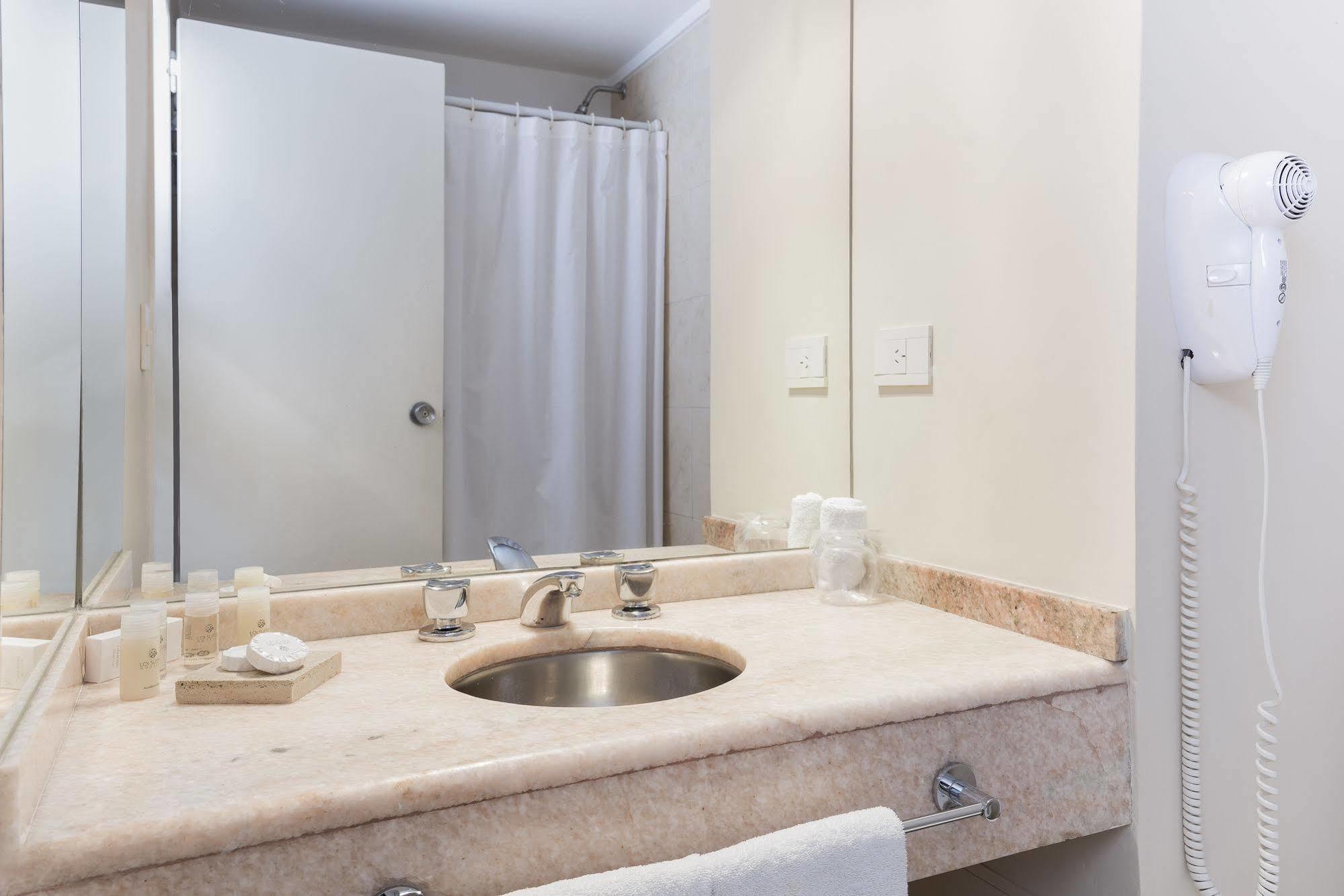 Loi Arenales 4* Ciudad Autónoma de Buenos Aires