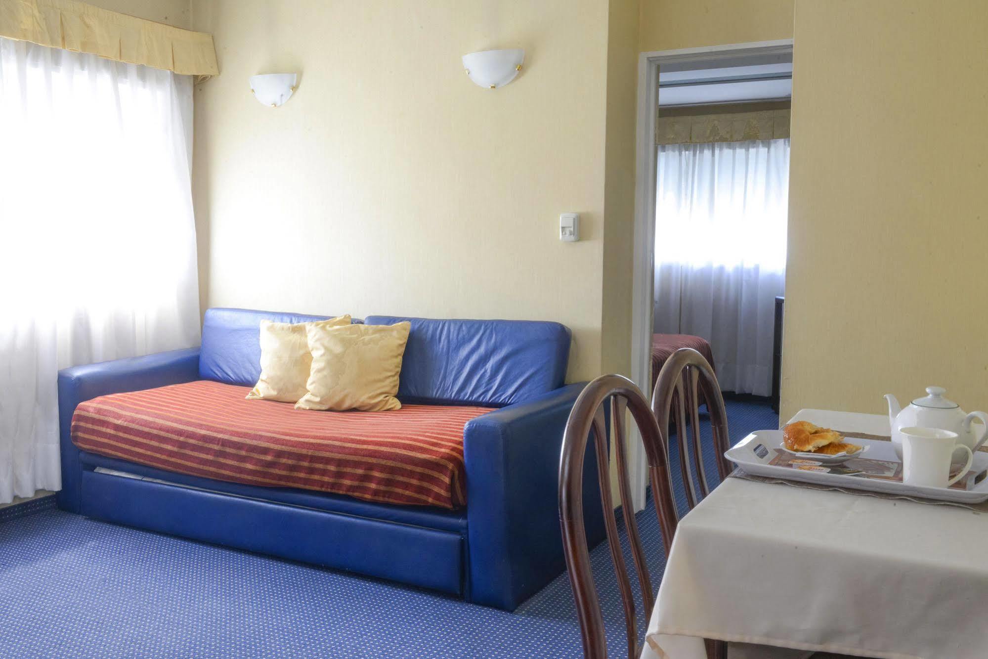 Apartur Apartamento *