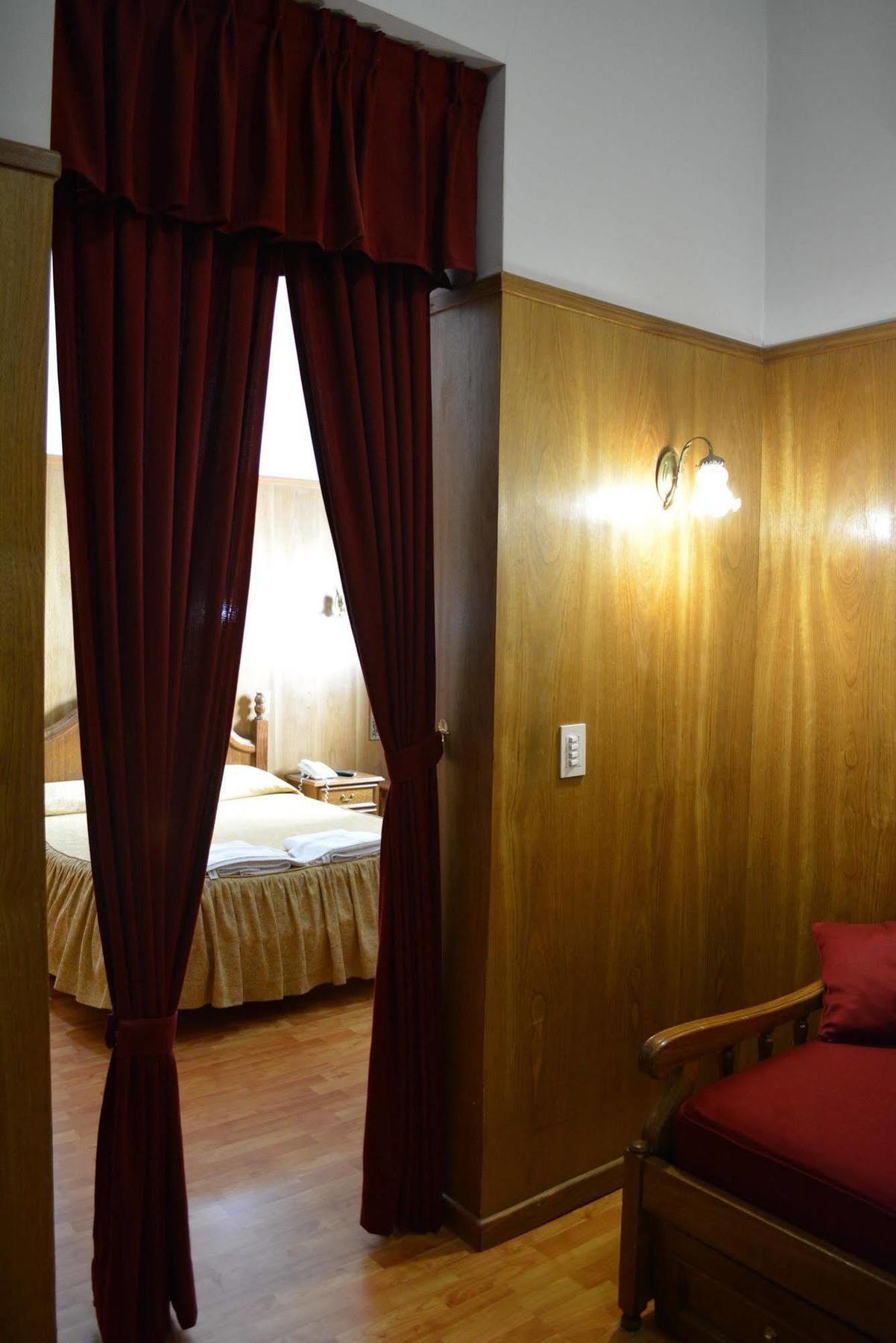 Americano Hotel 2*