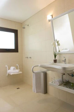 Metropolitano Supara Hotel 4*