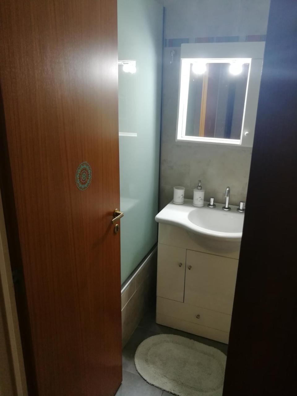 Monoambiente Amplio 2 Baños Luminoso Con Balcón Cercano A Hospital Italiano Y Shopping Abasto Almagro Apartamento Ciudad Autónoma de Buenos Aires