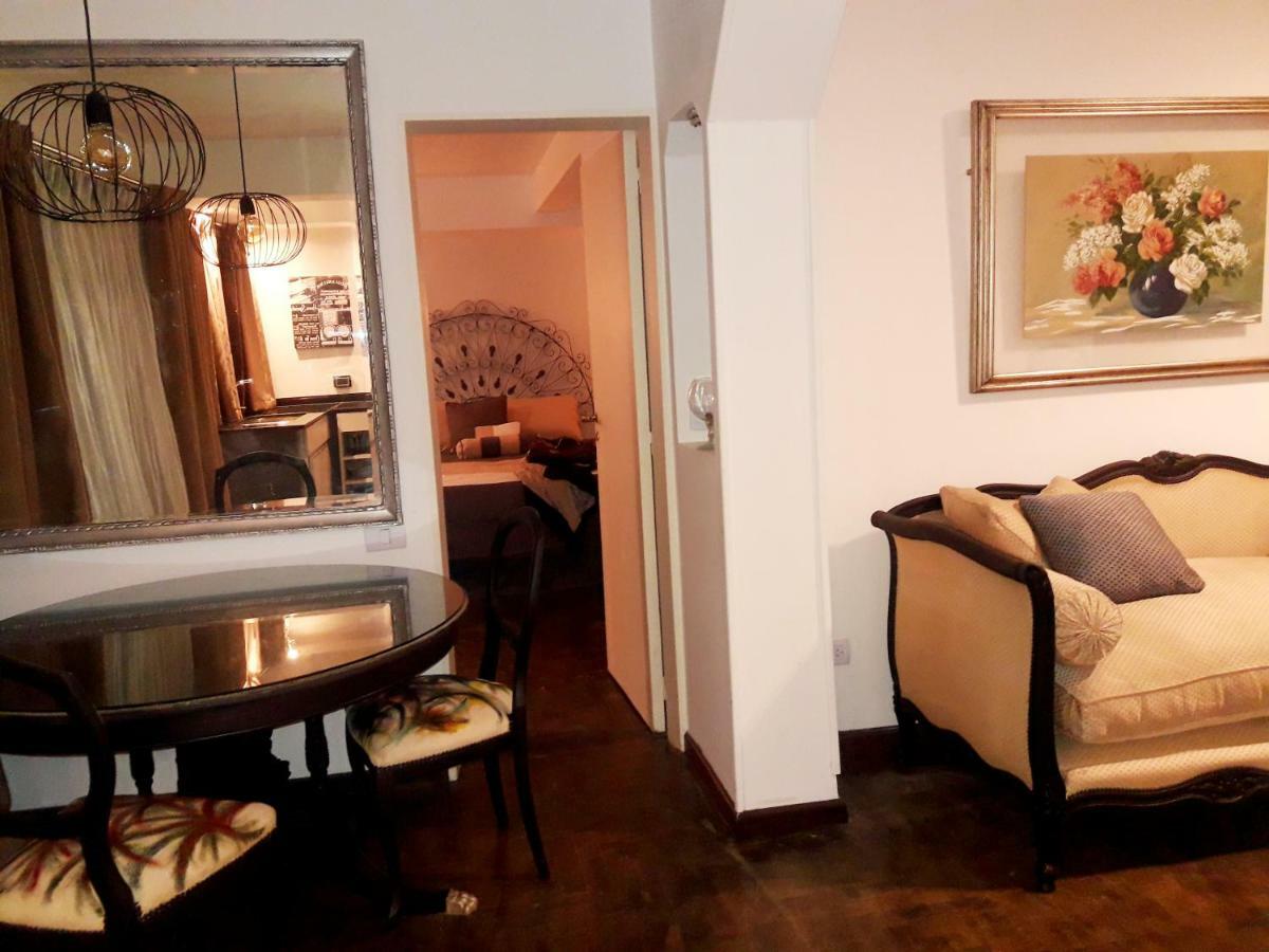 En Recoleta Y Con Jardín Apartamento Ciudad Autónoma de Buenos Aires