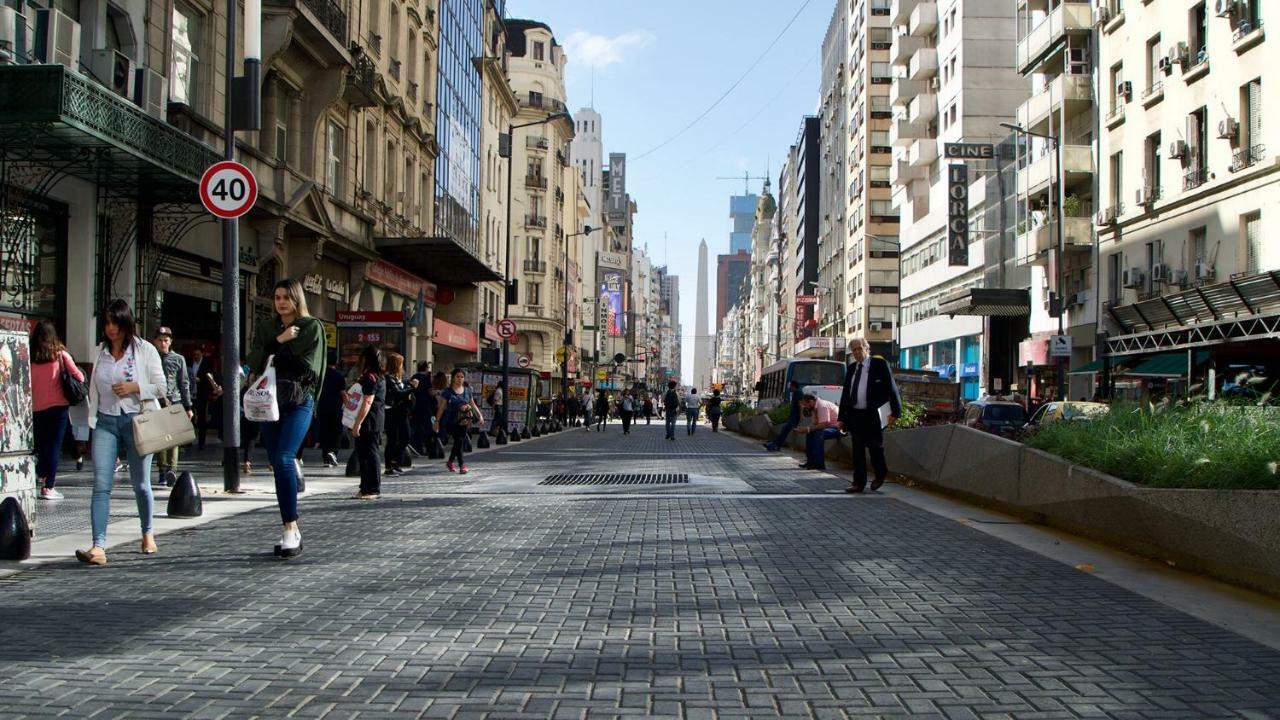 Estilo Y Comodidad En Av Corrientes, Departamento Con Estacionamiento Autos