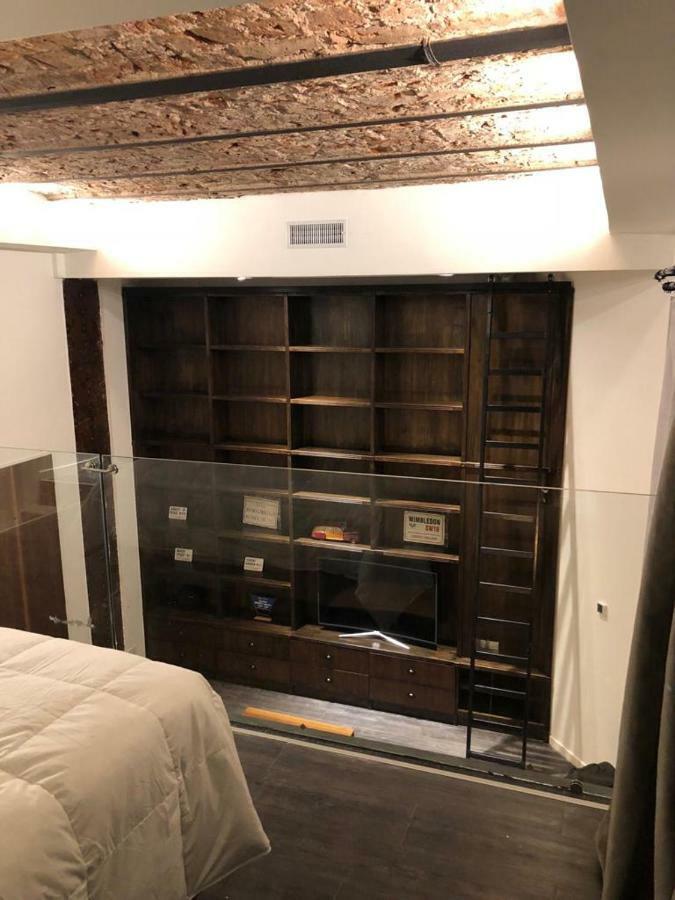 Apartamento Duplex En Palacio Raggio *