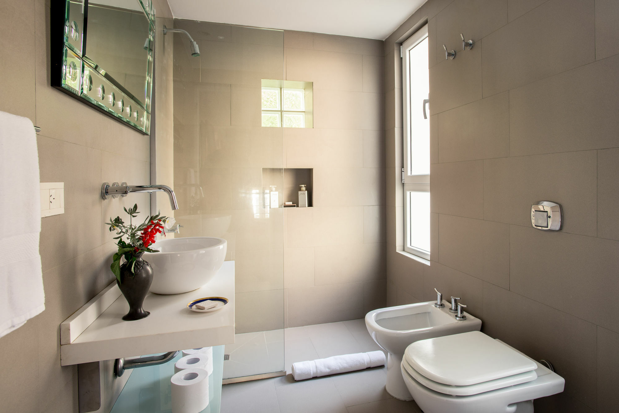 Poetry Building Recoleta Apartment