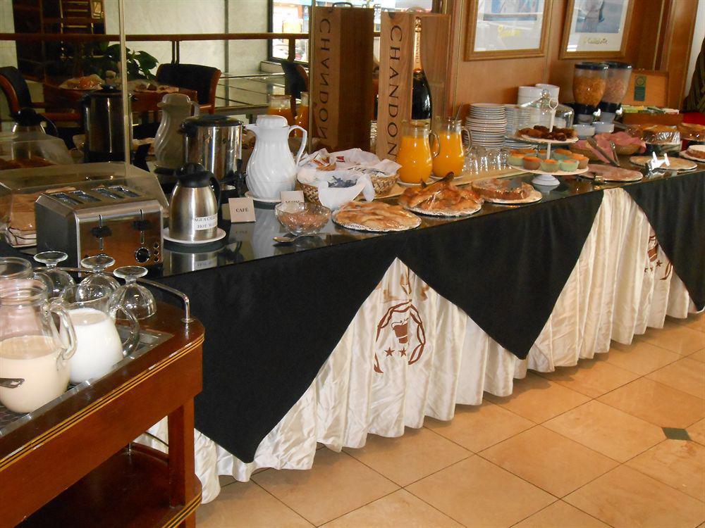 Hotel Cuatro Reyes 4*