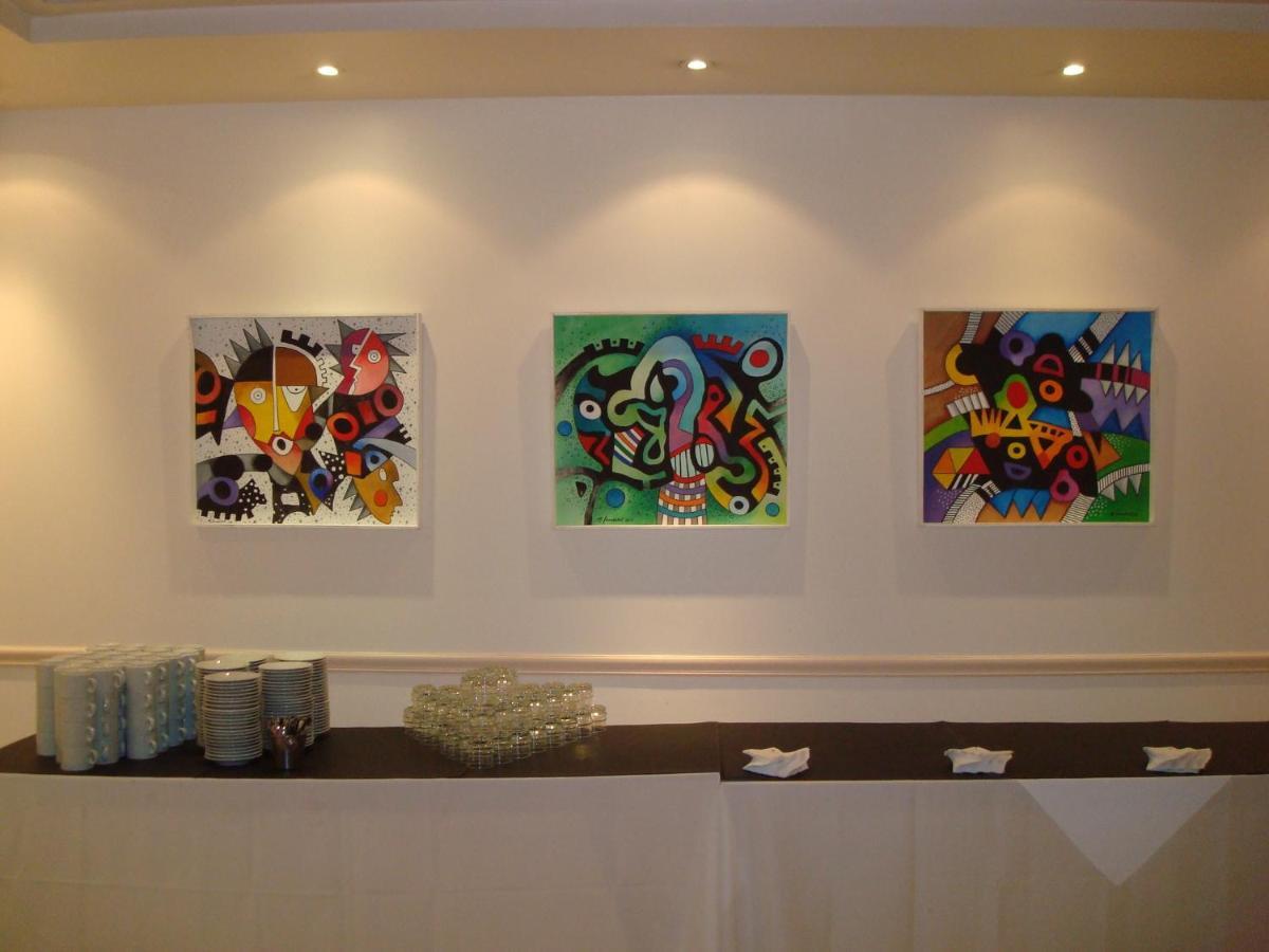 Centuria Hotel
