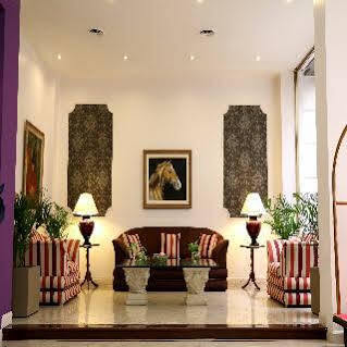 Centuria Hotel 4*