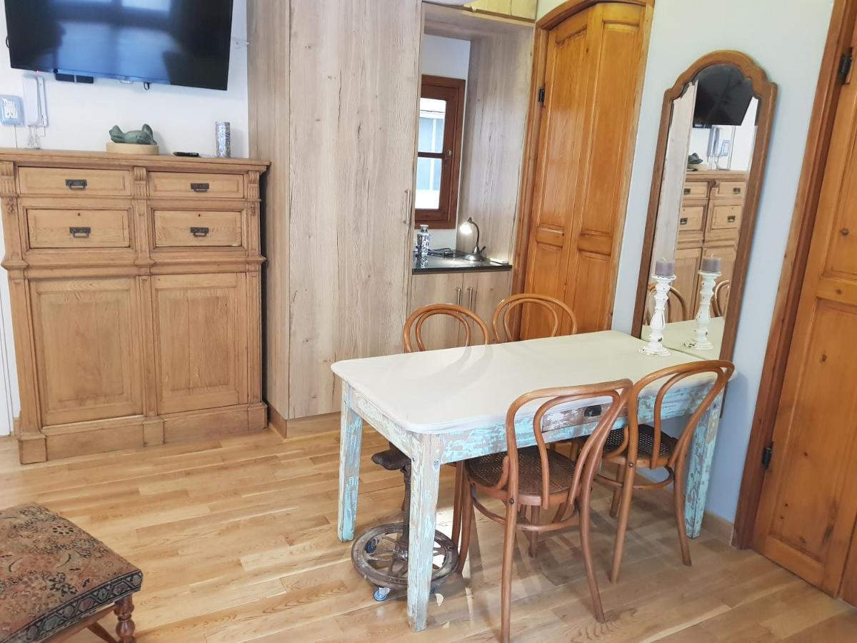 Apartamento Original, Gorgeous With Terrace. Recoleta :) Unforgettable. Great Price-location Ratio *