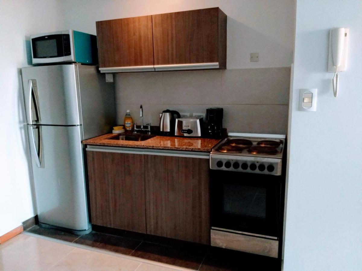 Moderno, Con Wifi 100mg, Netflix Y Balcón Con Vista Abierta Apartamento Ciudad Autónoma de Buenos Aires