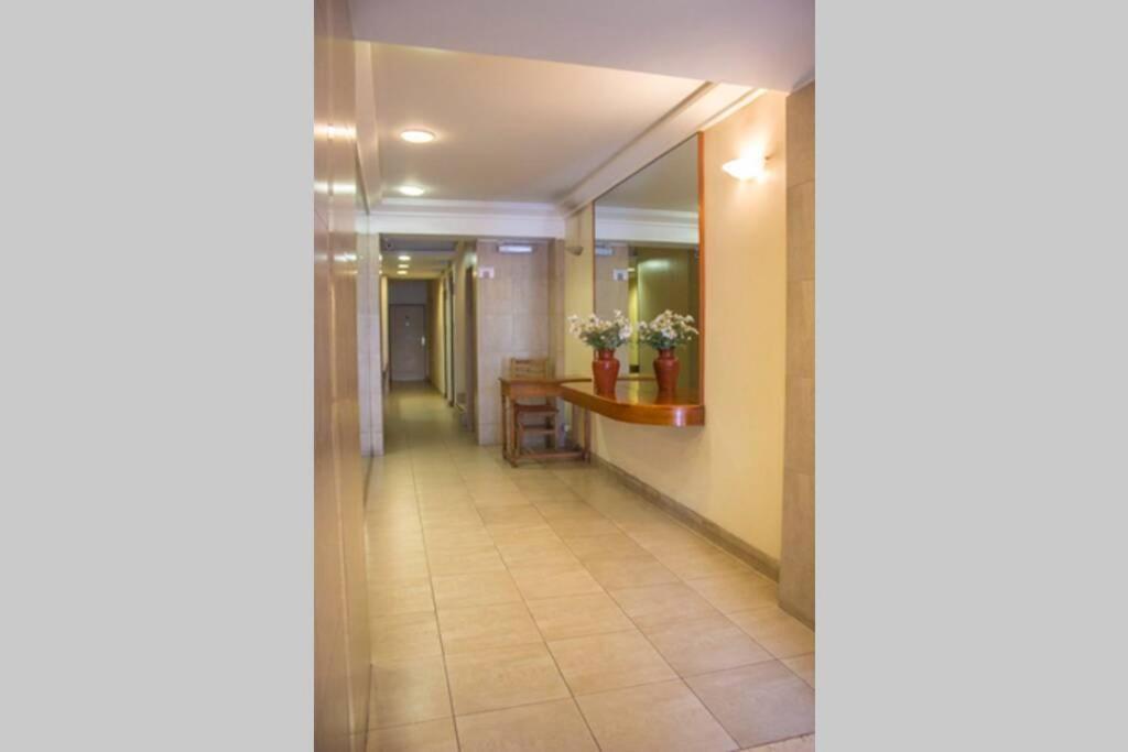 Recoberta Apartment. Diseñado Disfrutar Apartamento