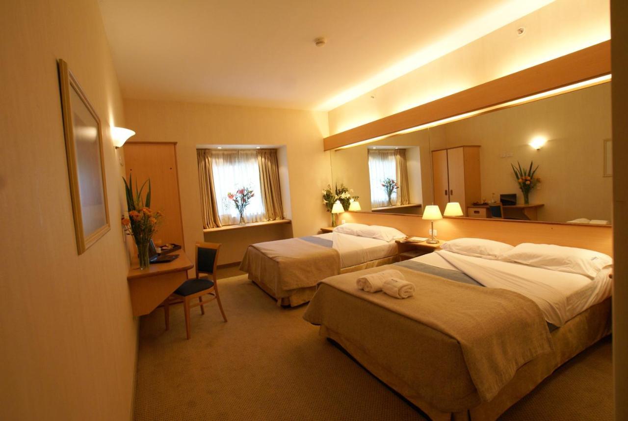 Aeroparque & Hotel 3*