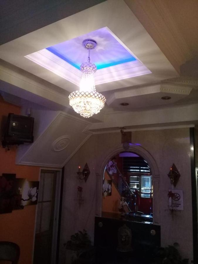 Gilda Hotel del amor