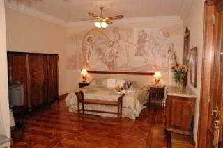 Hotel Mansion Dandi Royal Tango 4*