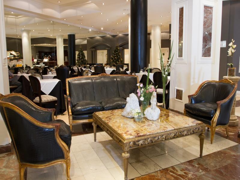 Hotel Unique Executive 4*