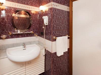 Cuatro Reyes Hotel Ciudad Autónoma de Buenos Aires