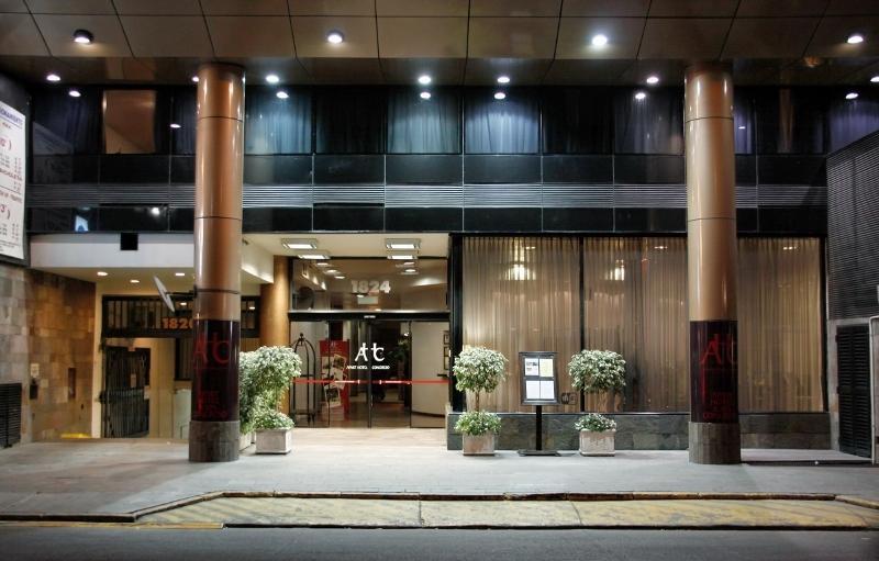 Apartahotel & Congreso