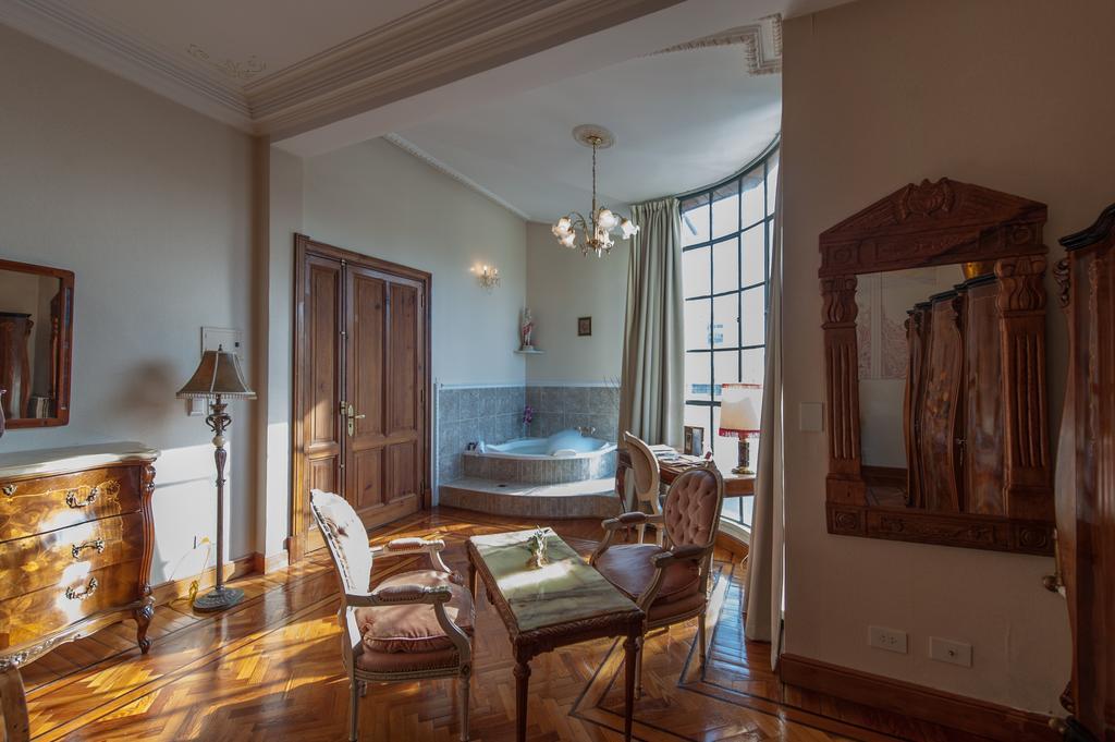 Hotel Mansion Dandi Royal Tango