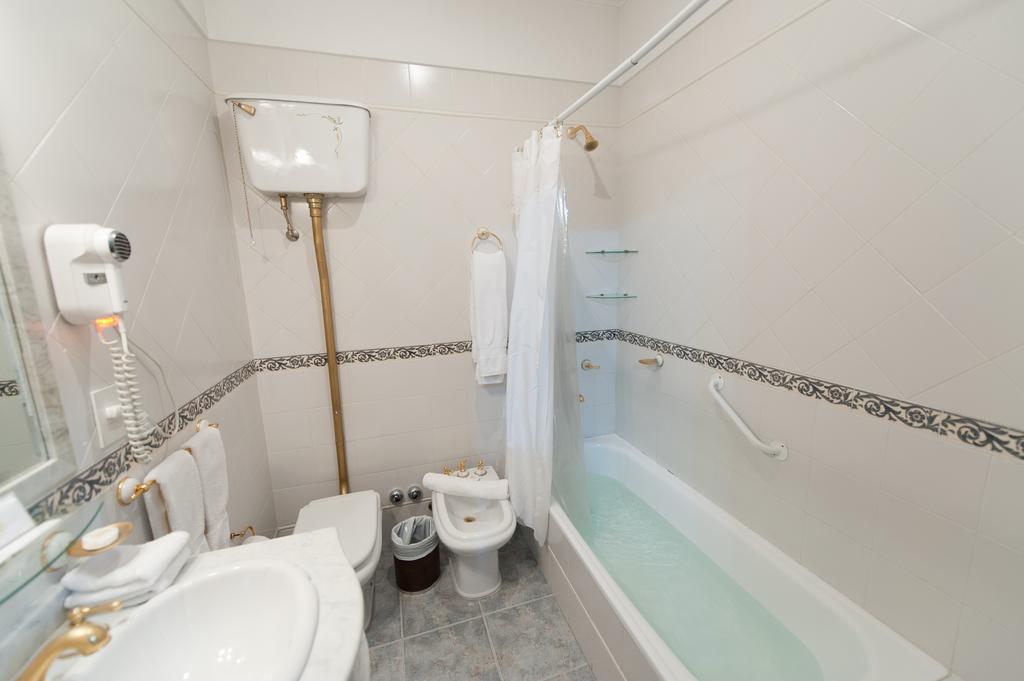 Hotel Mansion Dandi Royal Tango 4*