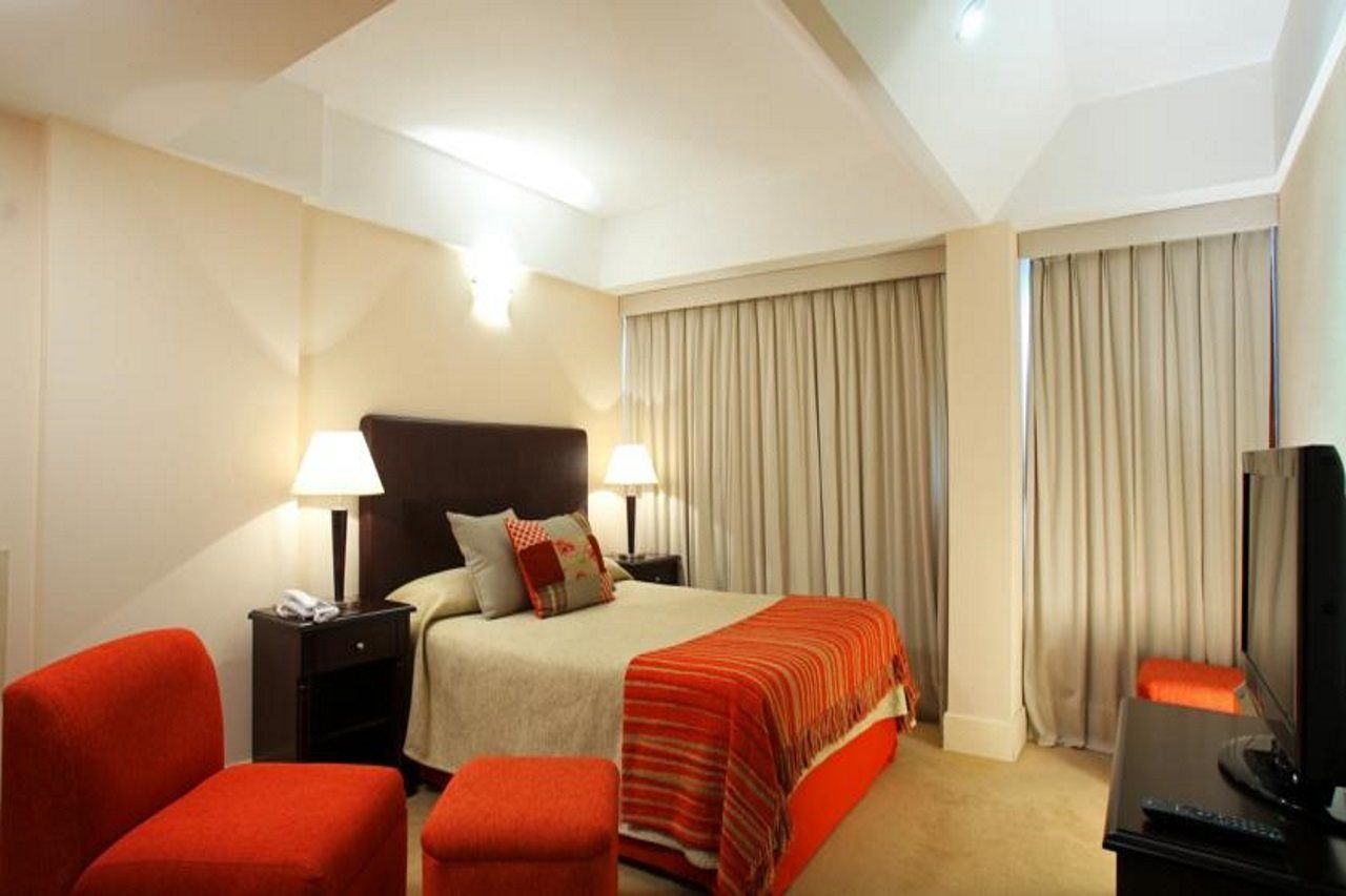 Etoile Hotel