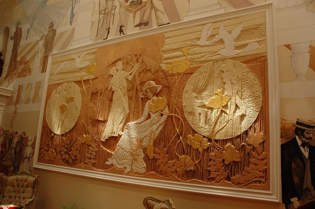 Mansion Dandi Royal Tango Hotel 4*