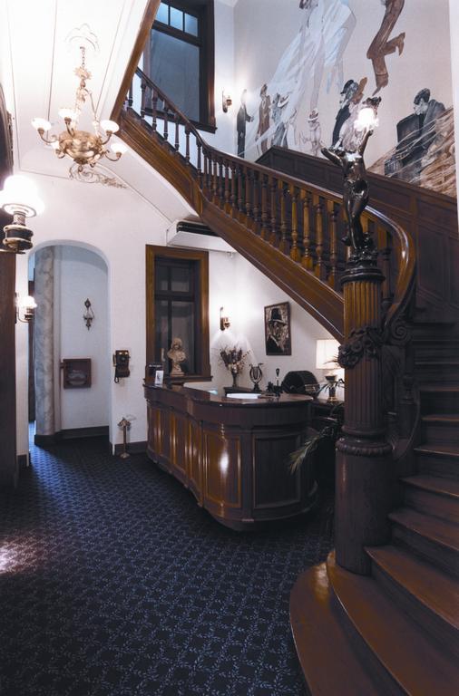Hotel Mansion Dandi Royal Tango
