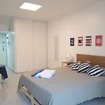 Elegante monoambiente estilo náutico