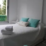 Chic & Bright Apartment In Recoleta