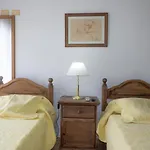 Studio luminoso con balcon en el centro, para 2 personas