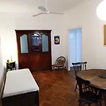 Apartamento todo entero