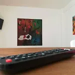 Súper cómodo y hermoso depto, lleno de luz y arte!