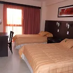 Hotel Osam
