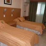 Hotel Osam