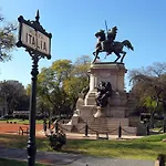 Palermo Frente Al Zoo