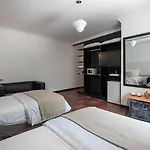 5411 Soho Hotel