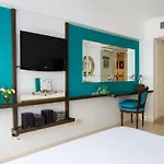 Av Corrientes 818 La Belle Suites