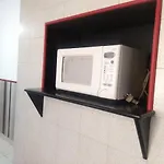 Para 4 huéspedes a 1 cuadra de Parque Centenerario. Zona hospitales