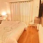 Hermoso Dto, Muy Luminoso De 68 Mts, Con Balcon.