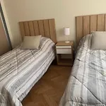 3 Amplios ambientes excelente ubicacion-Avenida Corrientes Almagro- Cerca de todo