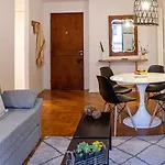 L M Campos 1300 - Lux 1 Bd In Las Caitas