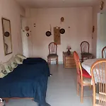 Depto En Barracas De Dos Ambientes Con Balcon A La Calle A Una Cuadra Del Parque Le Zama