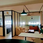 Gran Y Economico Departamento Industrial Cerca De Todo!