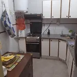 Habitaciones Privadas Doble Y Single Con Bano Compartido En Casa Familiar