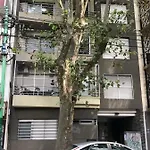 Hermoso Dto, Muy Luminoso De 68 Mts, Con Balcon.