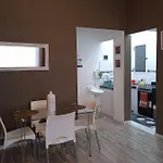 Marcelo T de Alvear 800