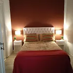 Marcelo T de Alvear 800