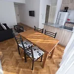 Cozy Apartment Great Location