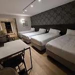 Avellaneda Aparts & Suites